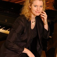 Pamela Hines Mp3