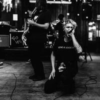 Holding Absence Mp3